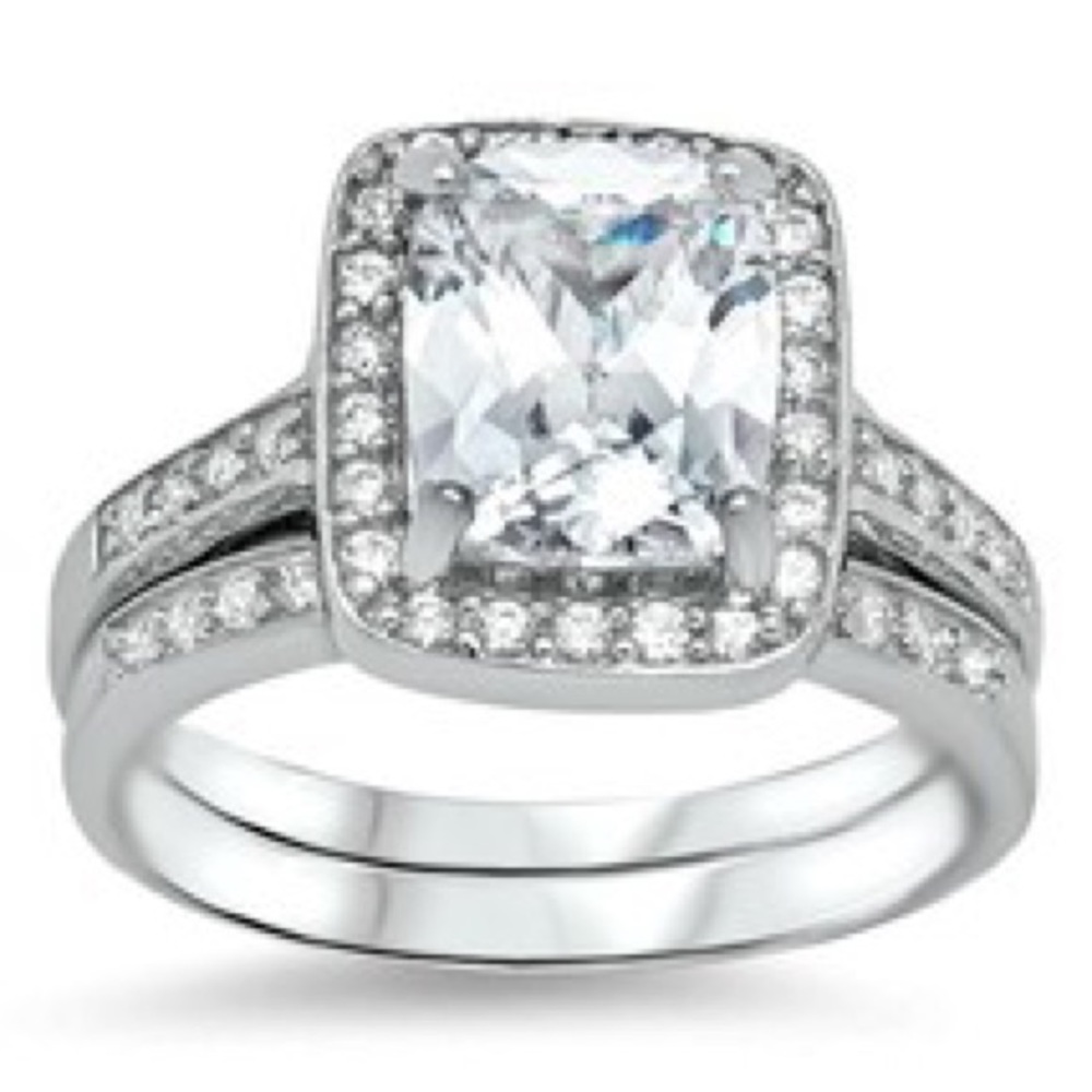Sterling Silver Wedding CZ Round Engagement Ring - Picture 1 of 2